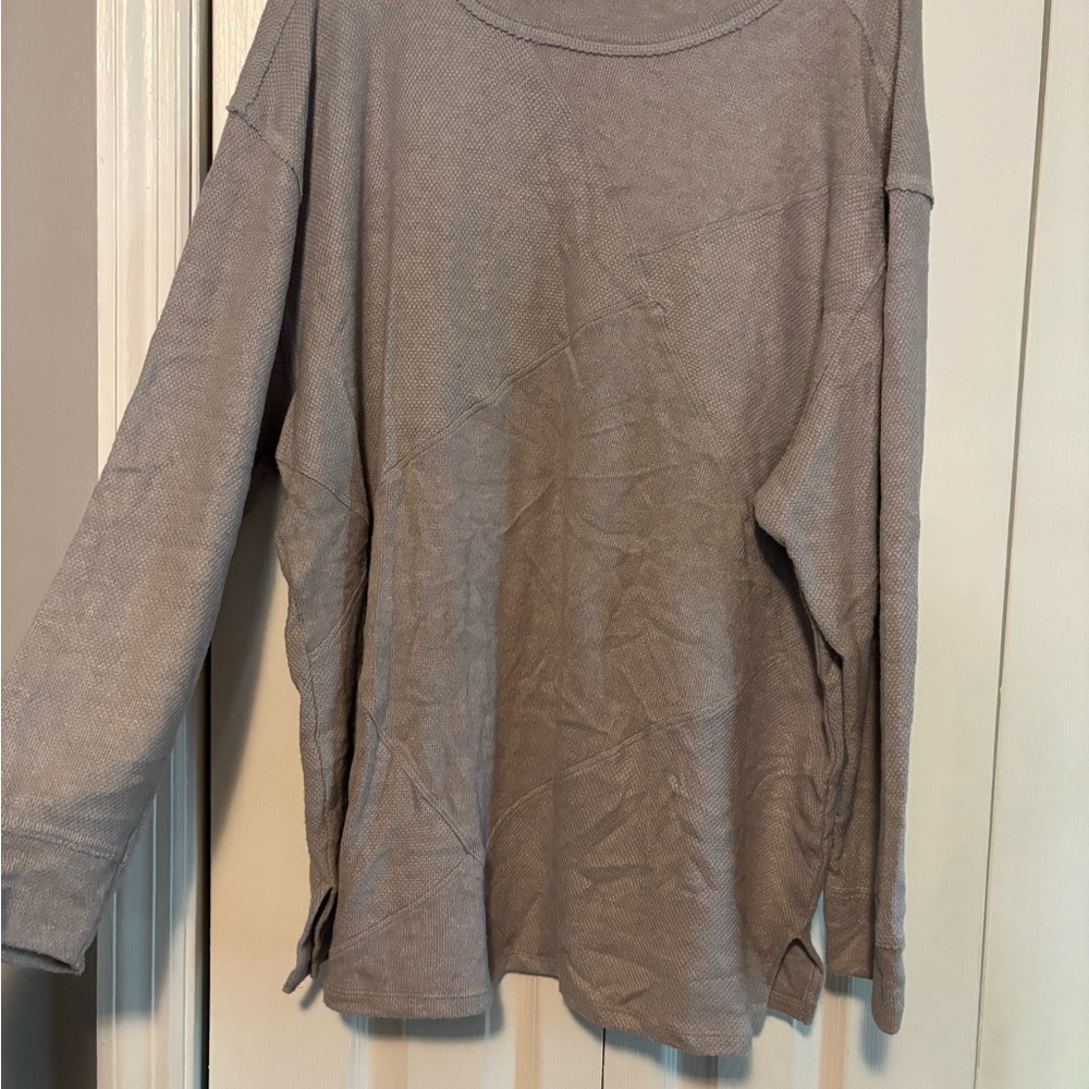 Women's Gray Stylish Crew Neck Sweater